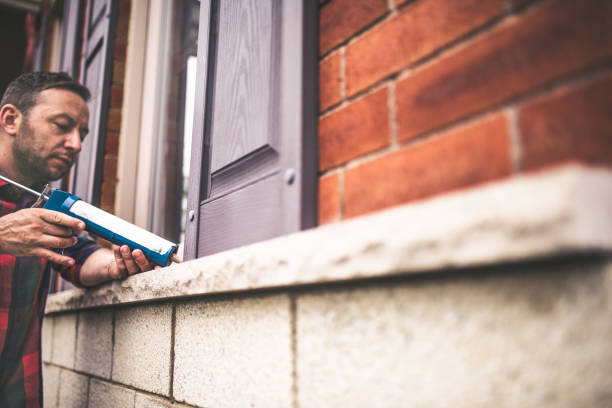 Best Insulation Installation Services in Gulfport, FL